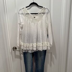 Elegant White Lace Trim Blouse